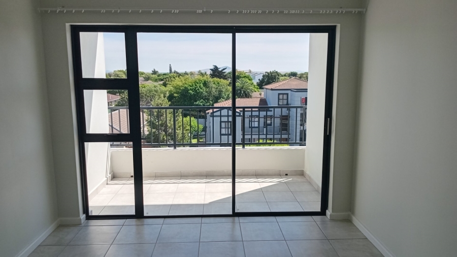 2 Bedroom Property for Sale in Table View Western Cape